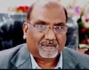 रेप के आरोपी डॉ आदिले रायपुर से फरार, पुलिस ने दी घर पर दबदिश तो देखा ताला.