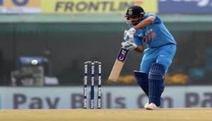 Ind vs NZ 2nd ODI LIVE: दसवे ओवर पर लड़खड़ाई भारतीय टीम, खोया चौथा विकेट