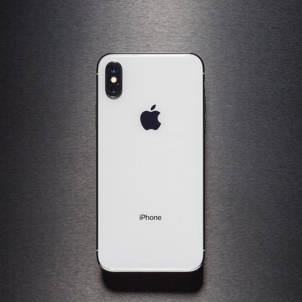 कोरोना वायरस: Apple i phone का बड़ा फैसला, दो से अधिक आईफोन खरीदने पर लगाई रोक
