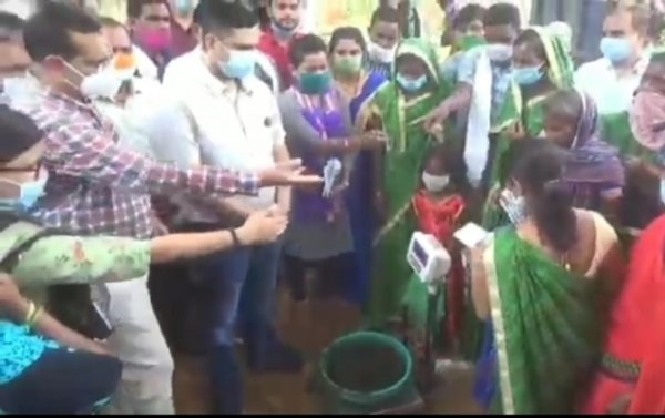 गो धन न्याय योजना से किसानों की बढ़ेगी आय-उमेश पटेल