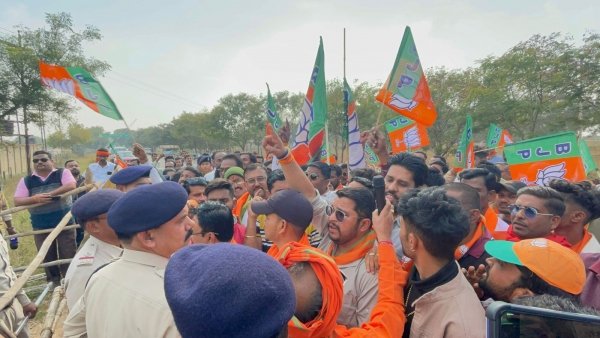 विरोध : पहले ही प्रदर्शन में घम्मन ने दिखाई ताकत 